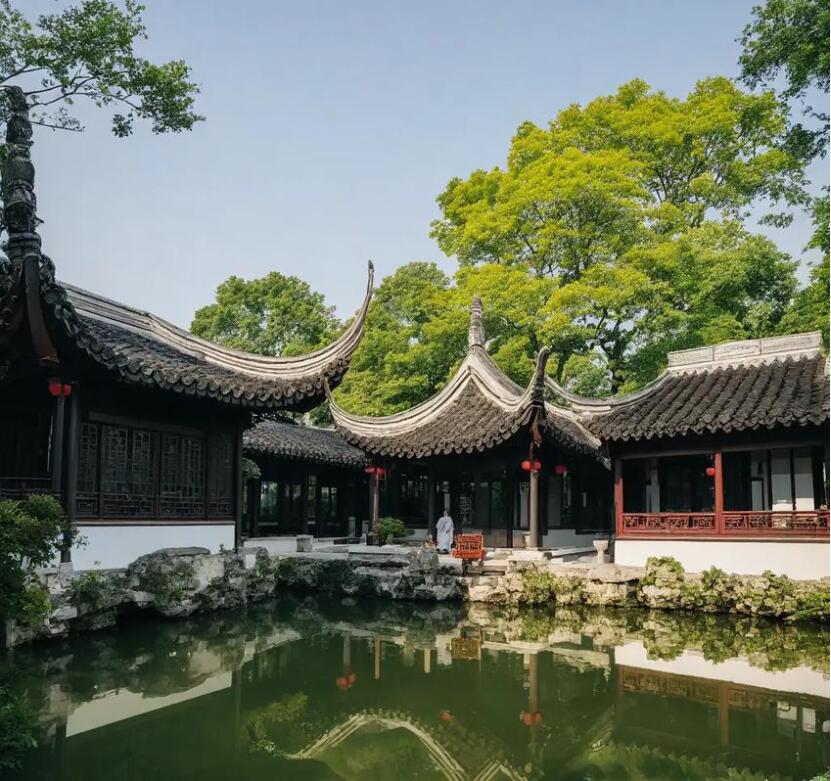 沈阳于洪花留土建有限公司